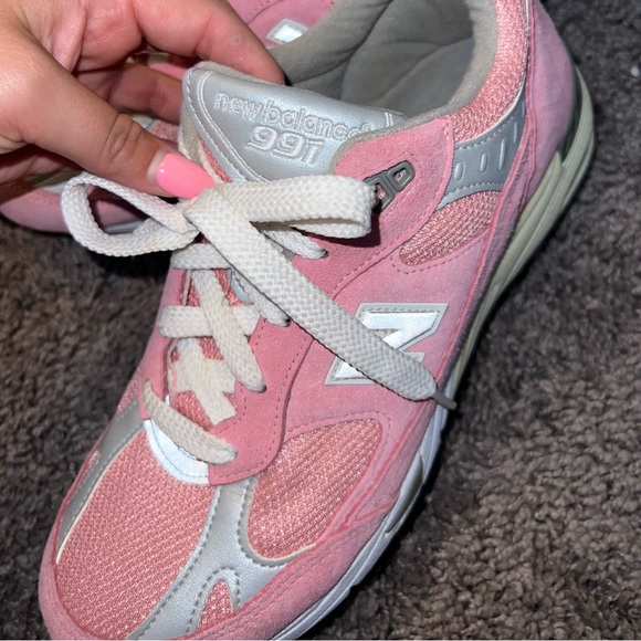 Pink USA new balance sneakers size 8/8.5 - Picture 1 of 5